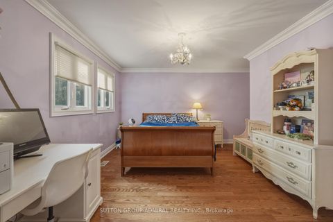 Photo 25 at 90 Brillinger Street, North Richvale, Richmond Hill