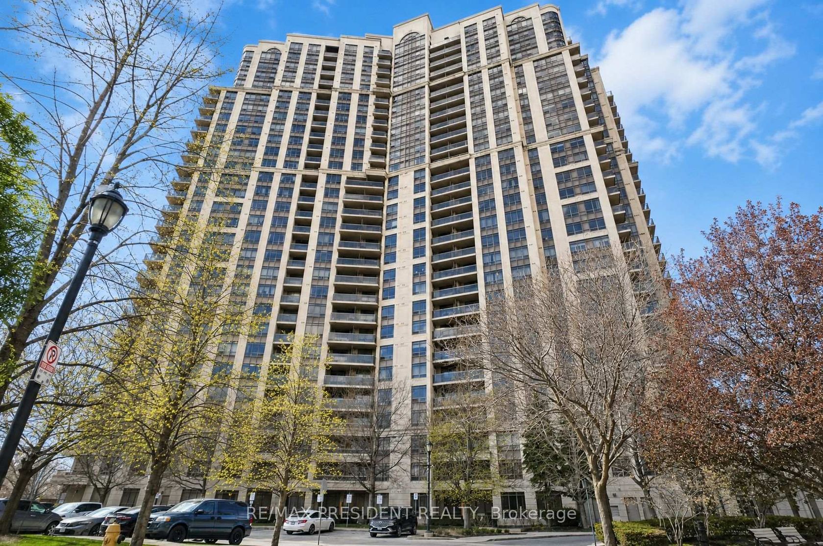 602 - 710 Humberwood Boulevard, Clairville, Toronto photo number 2