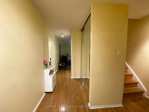 Photo 5 at 65 Black Hawk Way, Branson, Toronto