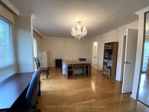 Photo 14 at 65 Black Hawk Way, Branson, Toronto