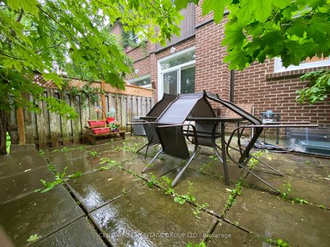 Photo 21 at 65 Black Hawk Way, Branson, Toronto