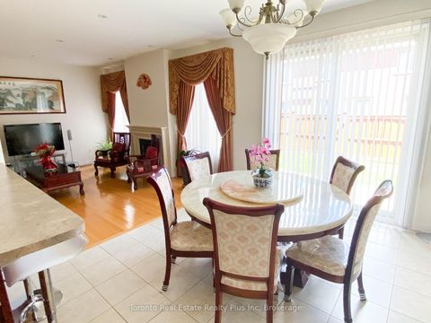 Photo 17 at 7 Braehead Drive, Jefferson, Richmond Hill