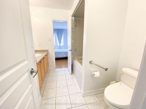 Photo 27 at 7 Braehead Drive, Jefferson, Richmond Hill