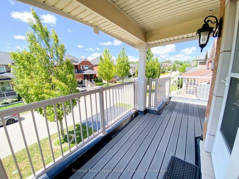 Photo 33 at 7 Braehead Drive, Jefferson, Richmond Hill