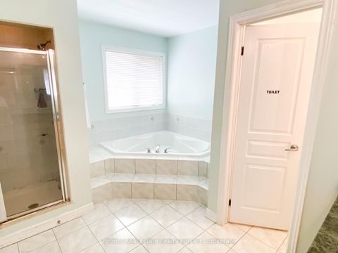 Photo 38 at 7 Braehead Drive, Jefferson, Richmond Hill