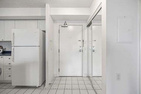 Photo 4 at 504 - 890 Sheppard Avenue W, Bathurst Manor, Toronto