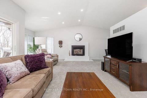 Photo 18 at 147 Anne Street N, Sunnidale, Barrie
