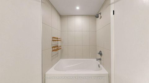 Photo 17 at 409 - 123 Portland Street, Waterfront Communities C1, Toronto
