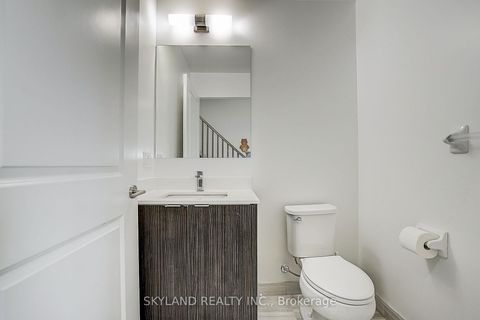 Photo 11 at Th102 - 100 Eagle Rock Way, Maple, Vaughan