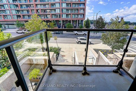Photo 20 at Th102 - 100 Eagle Rock Way, Maple, Vaughan