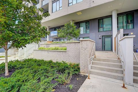 Photo 31 at Th102 - 100 Eagle Rock Way, Maple, Vaughan