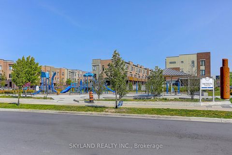 Photo 40 at Th102 - 100 Eagle Rock Way, Maple, Vaughan