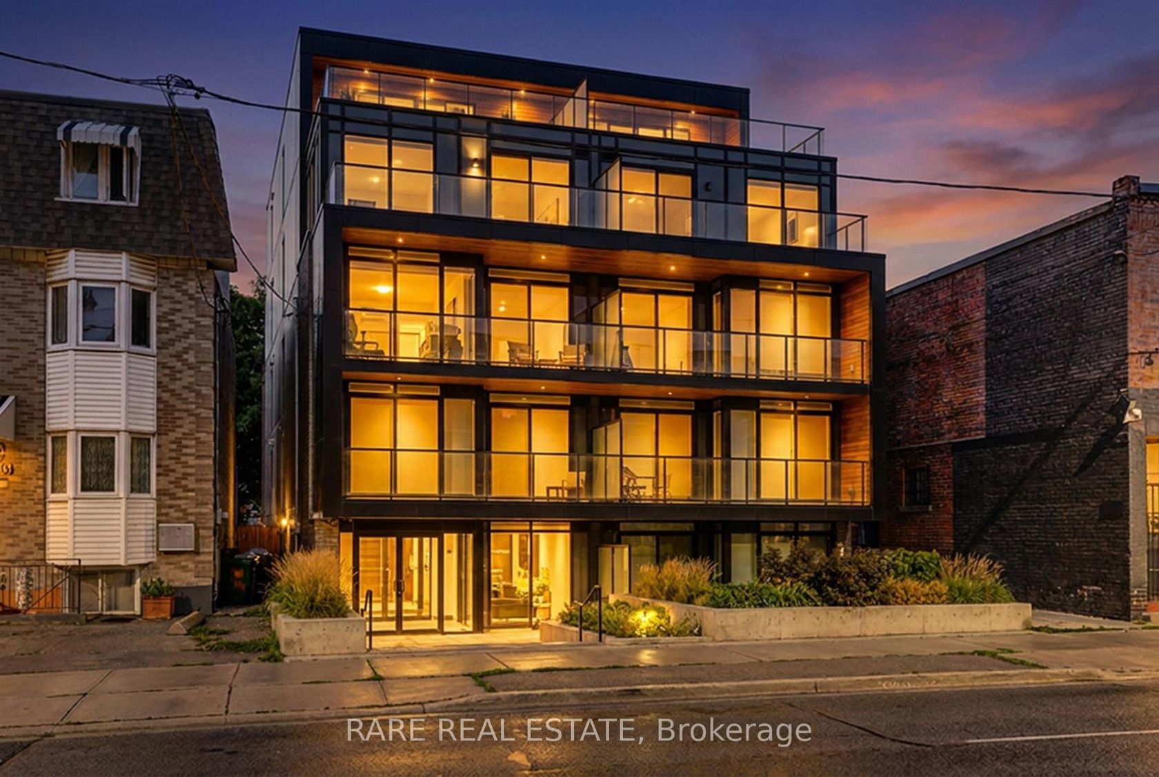 890 & 892 Broadview Avenue, Danforth, Toronto 
