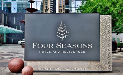 Photo 1 at 4001 - 50 Yorkville Avenue, Annex, Toronto