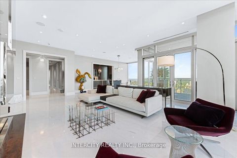 Photo 9 at 4001 - 50 Yorkville Avenue, Annex, Toronto