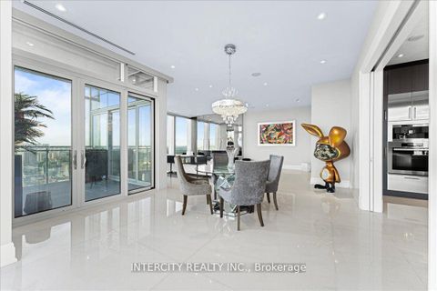Photo 10 at 4001 - 50 Yorkville Avenue, Annex, Toronto
