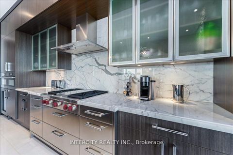 Photo 14 at 4001 - 50 Yorkville Avenue, Annex, Toronto