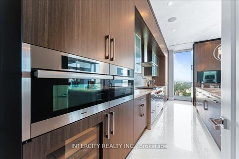 Photo 16 at 4001 - 50 Yorkville Avenue, Annex, Toronto