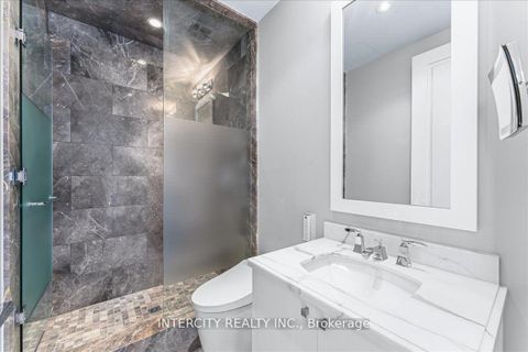 Photo 22 at 4001 - 50 Yorkville Avenue, Annex, Toronto