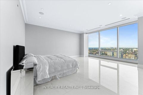 Photo 30 at 4001 - 50 Yorkville Avenue, Annex, Toronto