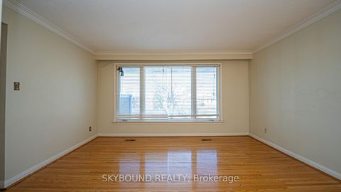 Photo 7 at 9 Caronport Crescent, Donalda, Toronto