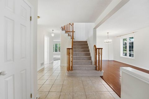Photo 6 at 44 Prince William Way, Shore, Barrie