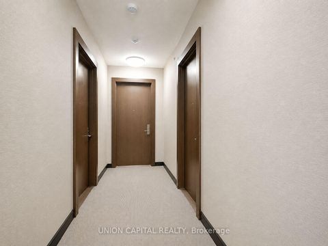 Photo 7 at 4903 - 386 Yonge Street, Bay Street Corridor, Toronto