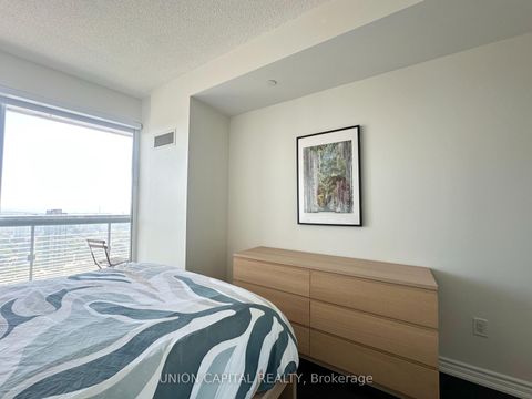 Photo 23 at 4903 - 386 Yonge Street, Bay Street Corridor, Toronto