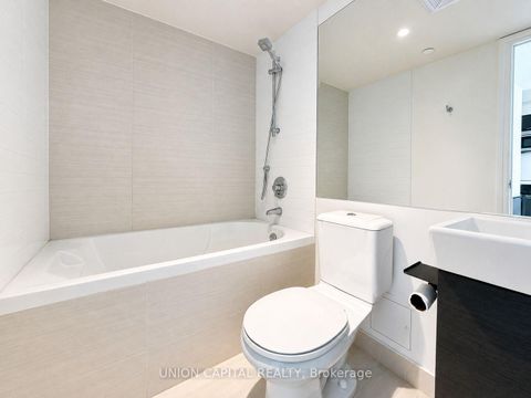 Photo 25 at 4903 - 386 Yonge Street, Bay Street Corridor, Toronto