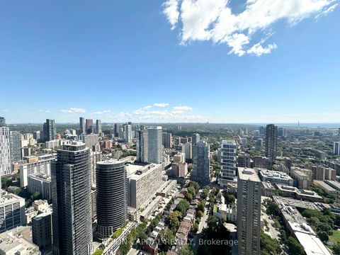 Photo 35 at 4903 - 386 Yonge Street, Bay Street Corridor, Toronto