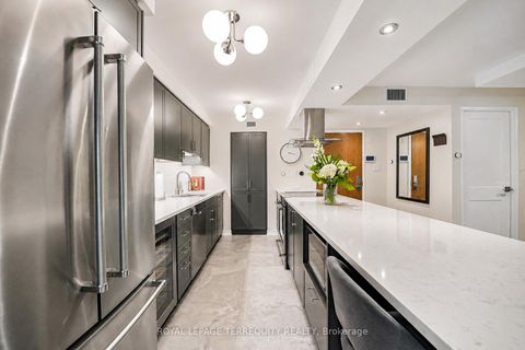 Photo 2 at 208 - 35 Church Street, Yonge Corridor, Toronto