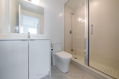 Photo 10 at 1004 - 10 Gatineau Drive, Beverley Glen, Vaughan