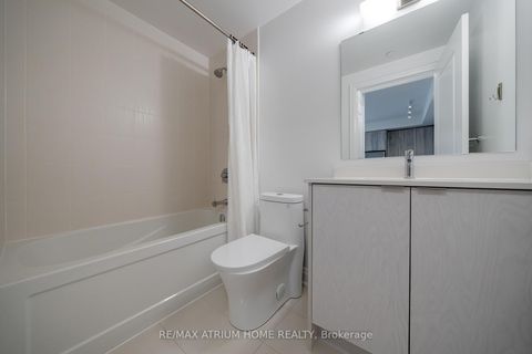 Photo 14 at 1004 - 10 Gatineau Drive, Beverley Glen, Vaughan