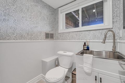Photo 38 at 8 Prestwick Avenue, Maple, Vaughan