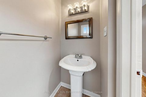 Photo 21 at 37 Woodsview Avenue, Clairville, Toronto