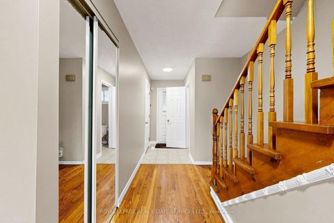 Photo 23 at 37 Woodsview Avenue, Clairville, Toronto