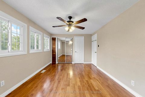 Photo 27 at 37 Woodsview Avenue, Clairville, Toronto