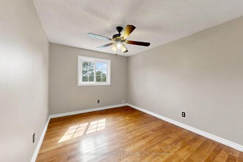 Photo 29 at 37 Woodsview Avenue, Clairville, Toronto