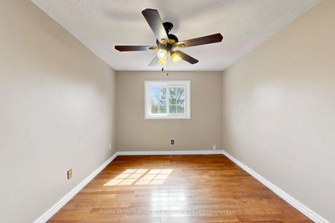 Photo 30 at 37 Woodsview Avenue, Clairville, Toronto