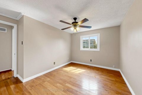 Photo 31 at 37 Woodsview Avenue, Clairville, Toronto