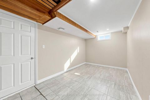 Photo 41 at 37 Woodsview Avenue, Clairville, Toronto