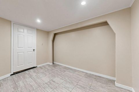 Photo 45 at 37 Woodsview Avenue, Clairville, Toronto