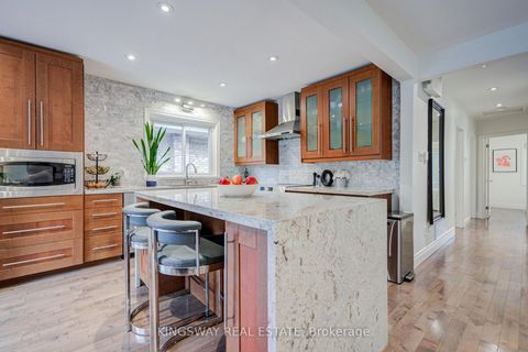 Photo 13 at 20 Wigmore Drive, Victoria Village, Toronto