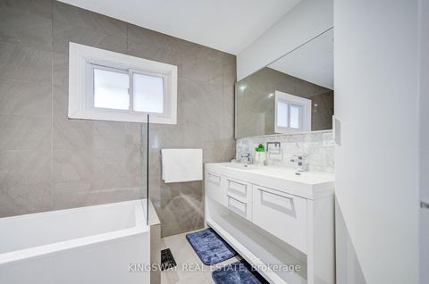 Photo 19 at 20 Wigmore Drive, Victoria Village, Toronto