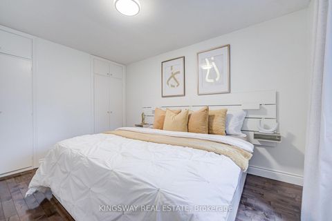 Photo 25 at 20 Wigmore Drive, Victoria Village, Toronto