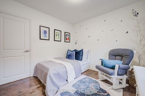 Photo 29 at 20 Wigmore Drive, Victoria Village, Toronto