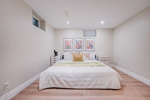 Photo 44 at 20 Wigmore Drive, Victoria Village, Toronto