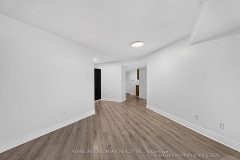 Photo 15 at 829 - 15 NORTHTOWN Way, Willowdale East, Toronto