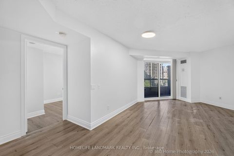 Photo 17 at 829 - 15 NORTHTOWN Way, Willowdale East, Toronto
