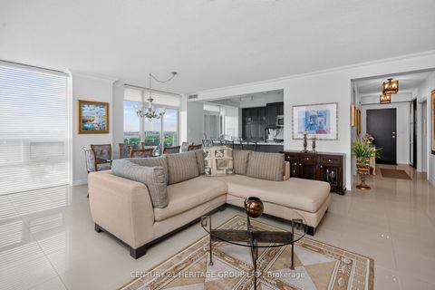 Photo 6 at 905 - 88 Promenade Circle, Brownridge, Vaughan